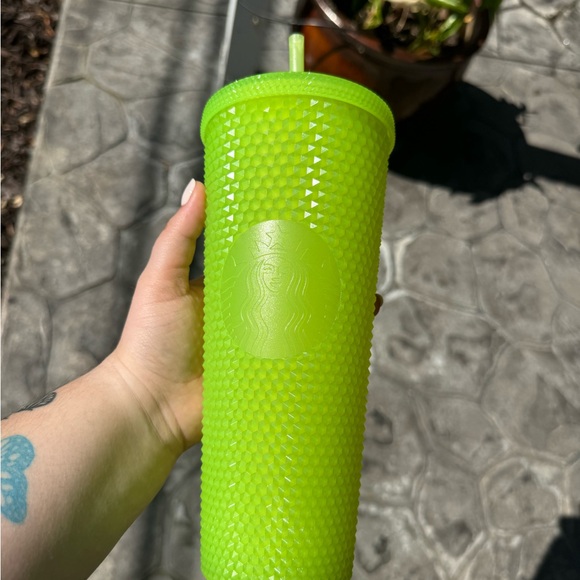 Starbucks Glow in the dark cold cup - Picture 4 of 4